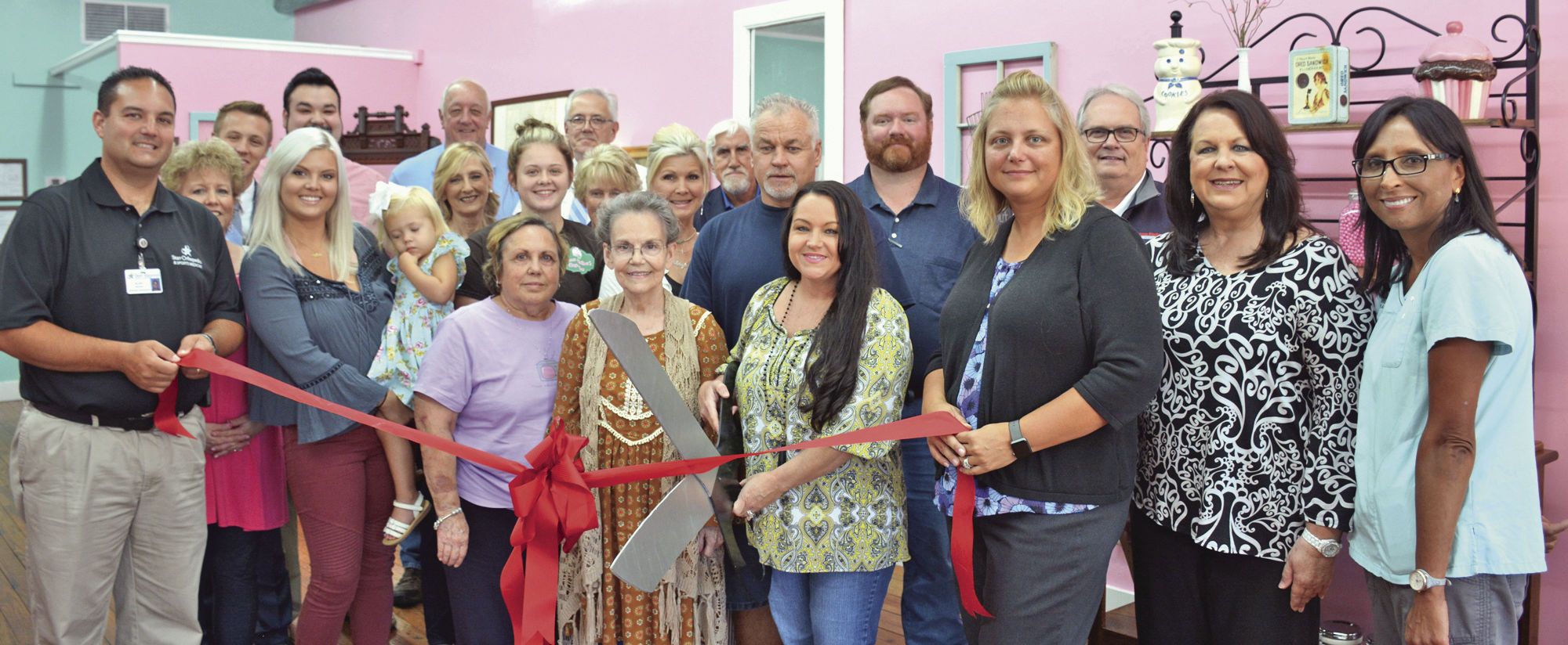 Niena Felina’s Cupcakes now open